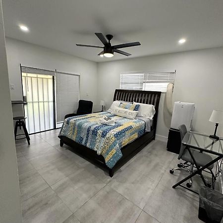 Lyz Miami Hotel Коръл Гейбълс Екстериор снимка
