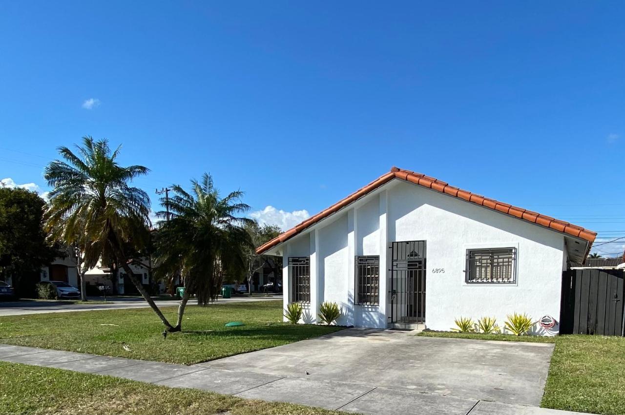 Lyz Miami Hotel Коръл Гейбълс Екстериор снимка