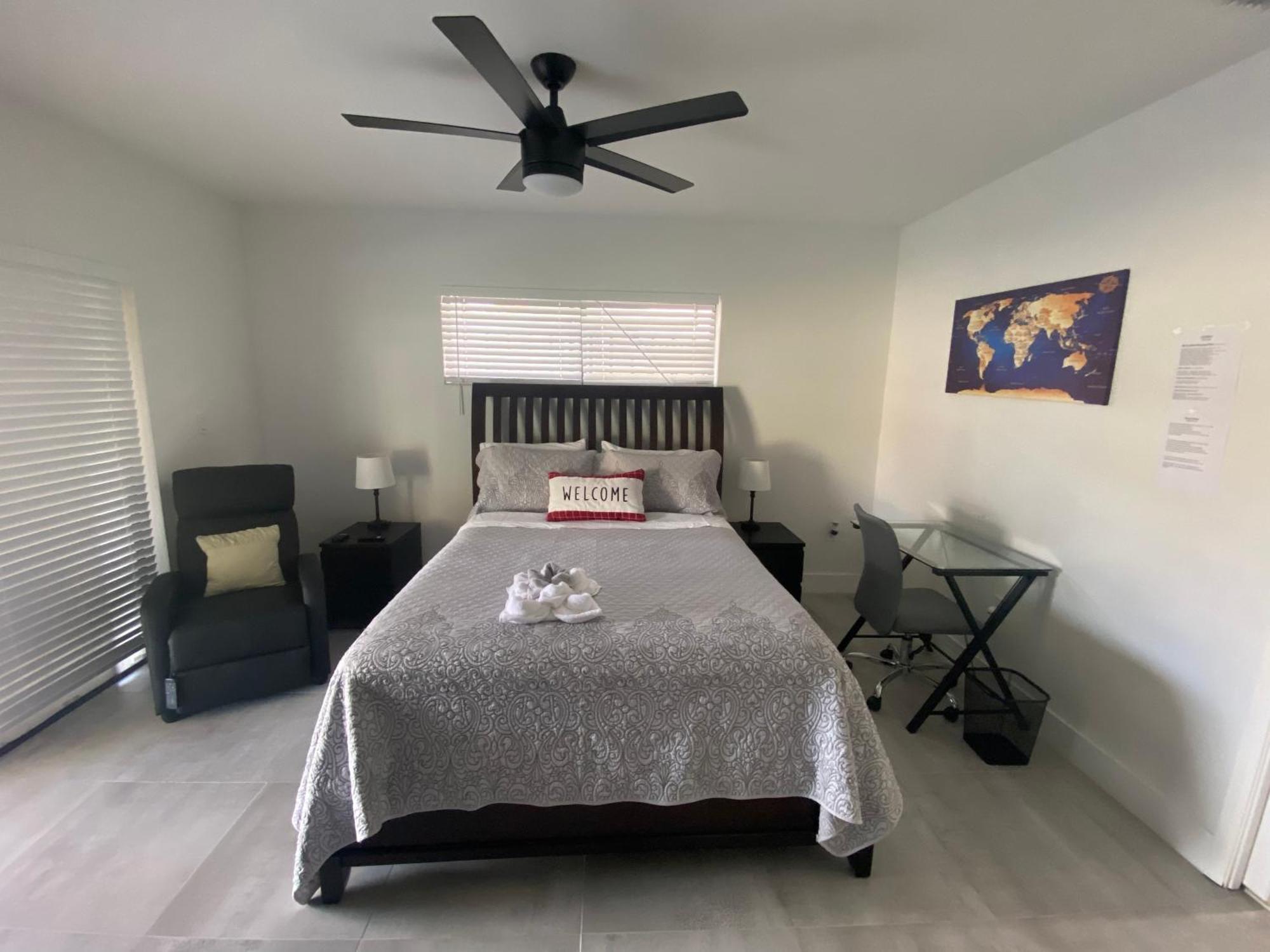 Lyz Miami Hotel Коръл Гейбълс Екстериор снимка